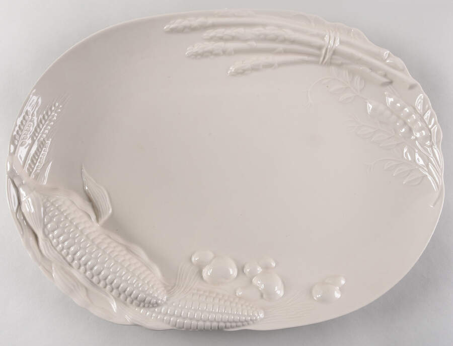 SNO3 17" Oval Serving Platter by Studio Nova-1
