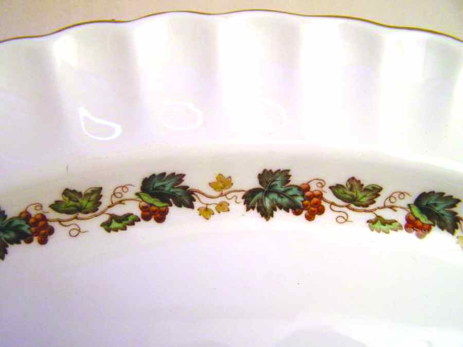 Y75122 14" Oval Serving Platter by Spode-1