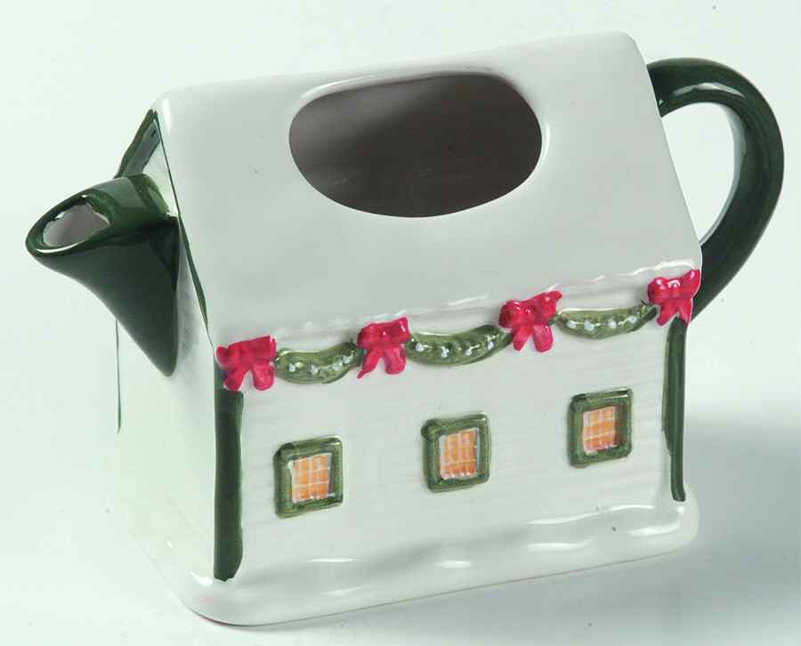 Holiday Creamer by Sakura-1