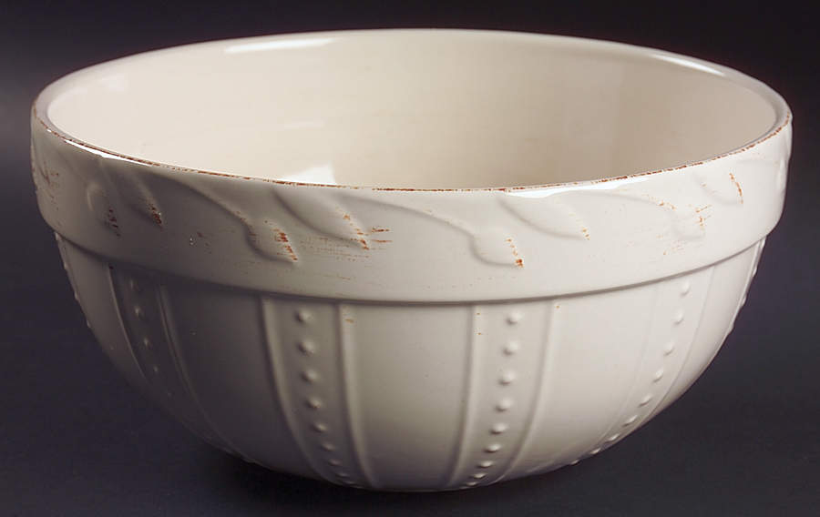 Sorrento Ivory 10" Mixing Bowl by Signature-1
