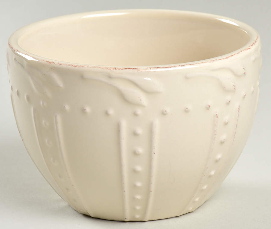 Sorrento Ivory 4" Mixing Bowl by Signature-1