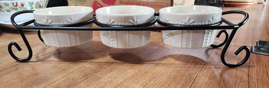 Sorrento Ivory Metal Stand for Set of 3 Ramekins by Signature-1