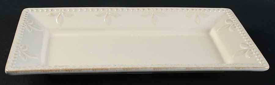 Sorrento Ivory Rectangular Tray 11" by Signature-1