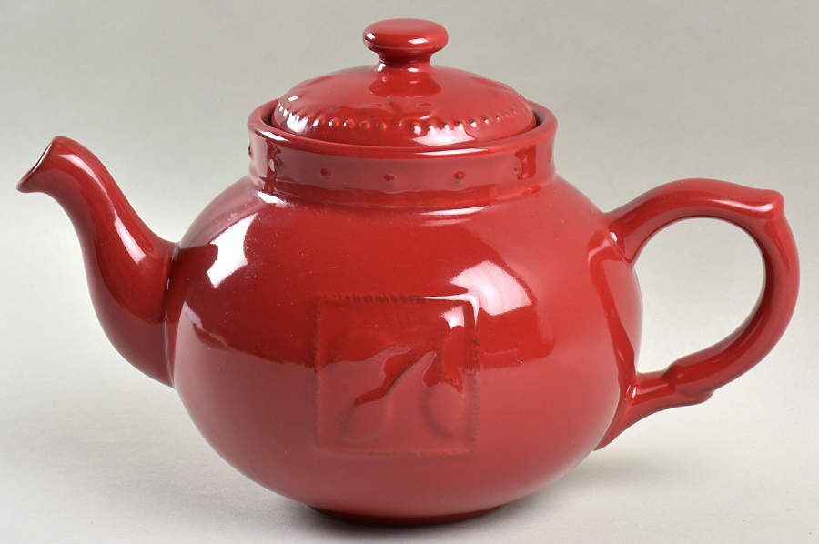 Sorrento Ruby Teapot & Lid by Signature-1