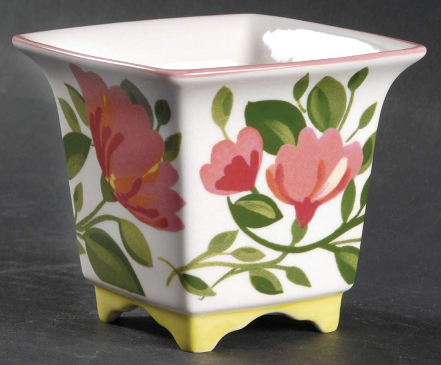 Emma's Garland Votive Candleholder by Spode-1