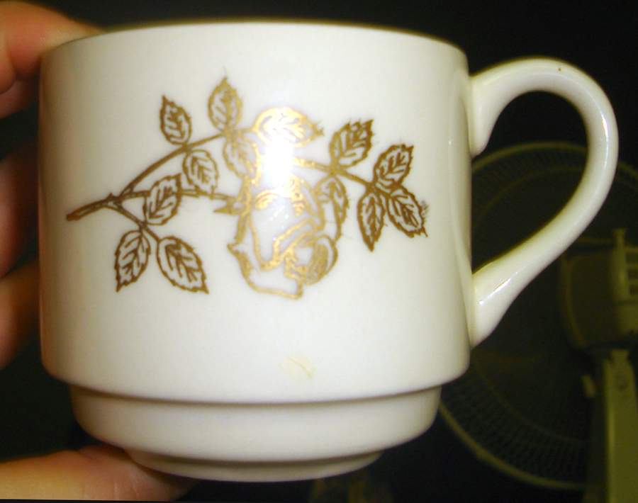 Golden Rose Flat Cup by SCIO-1