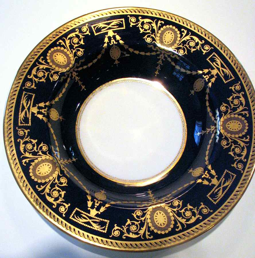 R7618 Large Rim Soup Bowl by Spode-1