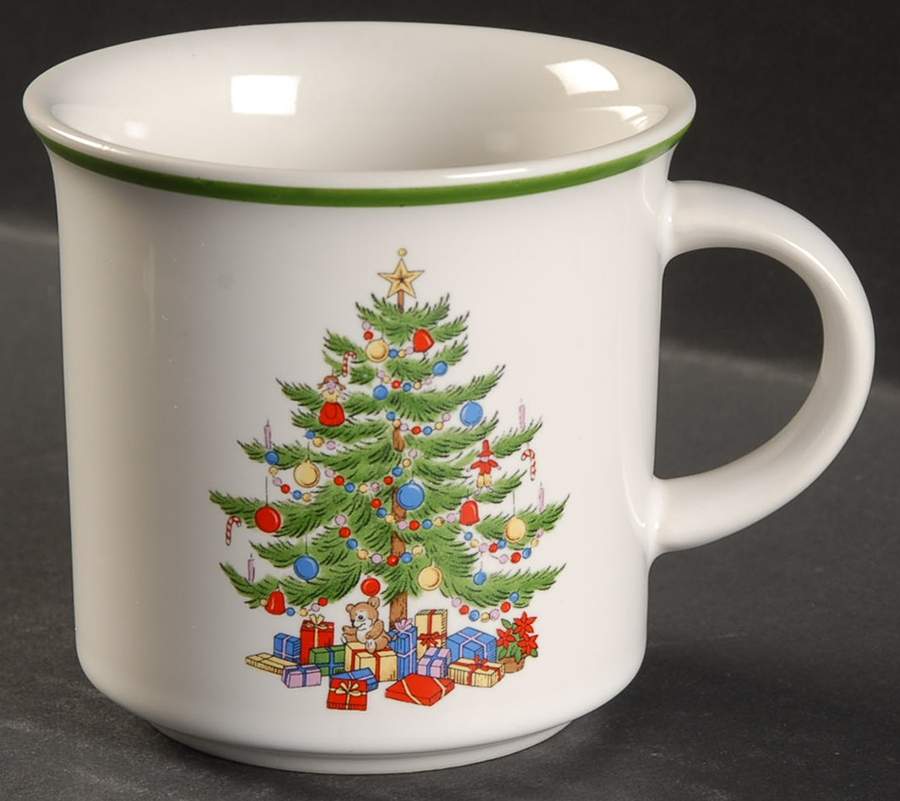 Christmas Tree (Wide Green Band) Flat Cup by Sone-1