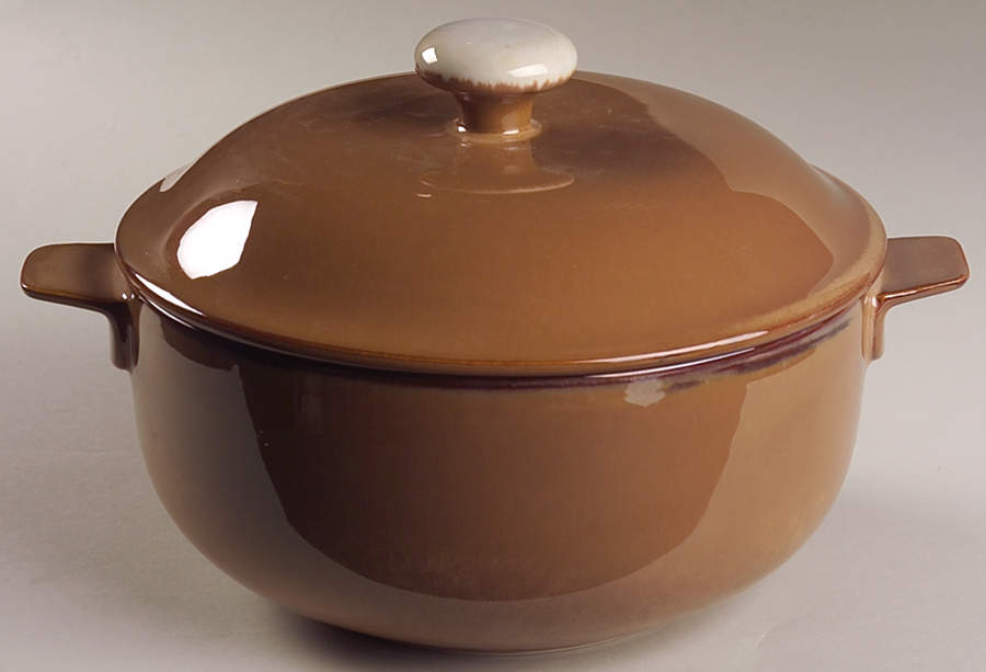 Visions Cocoa 2.5 Qt Round Covered Casserole by Sango-1