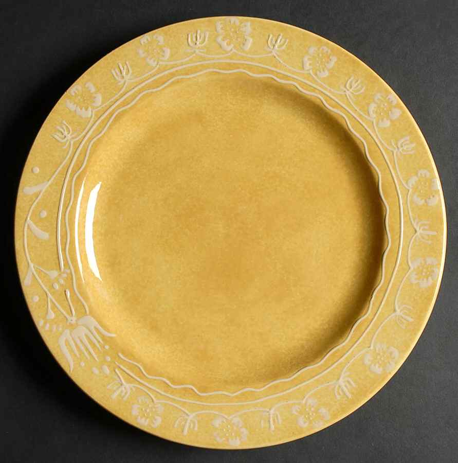 Estancia Dinner Plate by Studio D-1