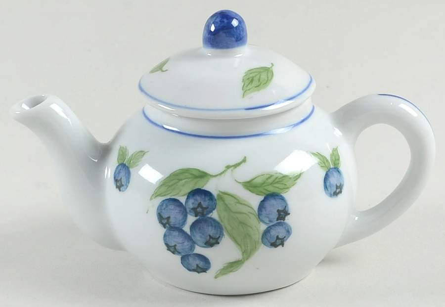 Blueberries Lid for Toy Teapot by Sadek-1