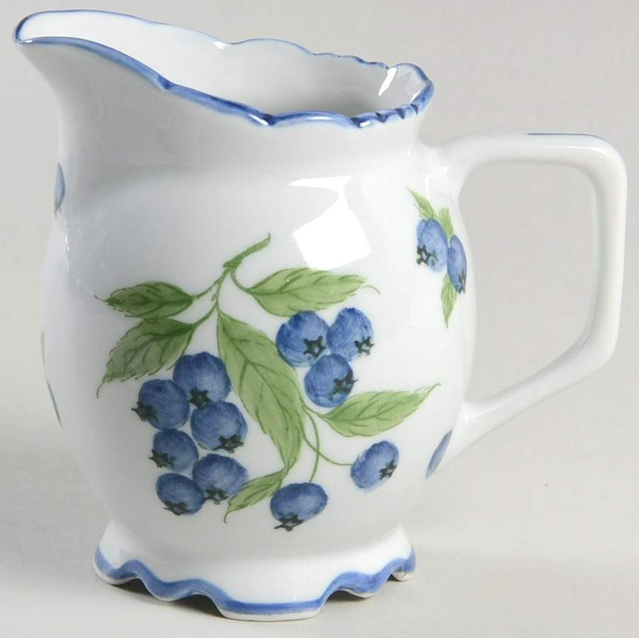 Blueberries Creamer by Sadek-1
