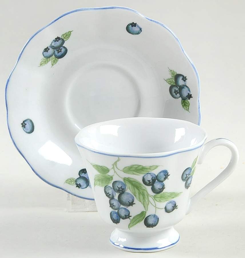 Blueberries Footed Cup & Saucer Set by Sadek-1