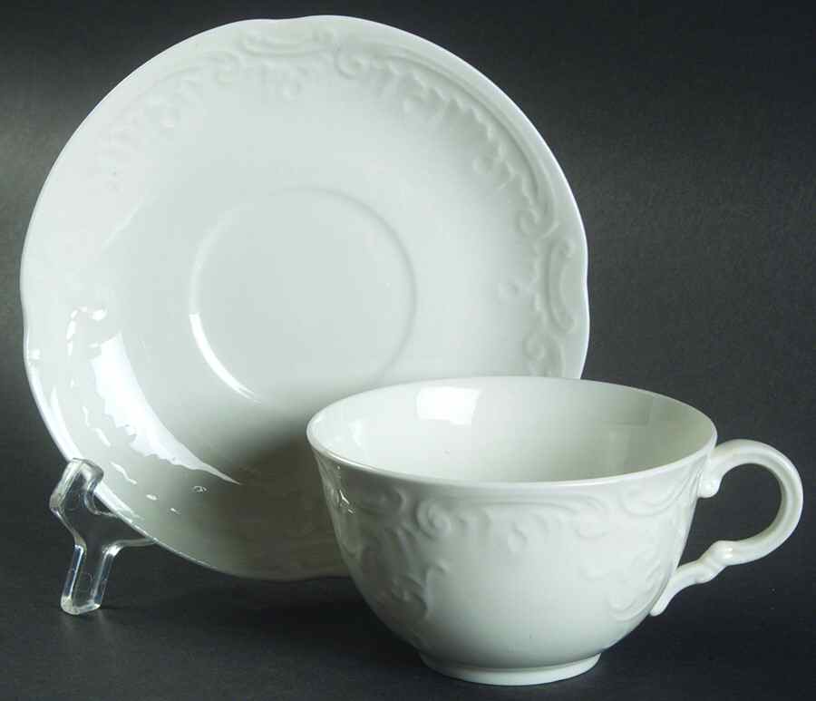 Imperial Geddo (White) Flat Cup & Saucer Set by Syracuse-1