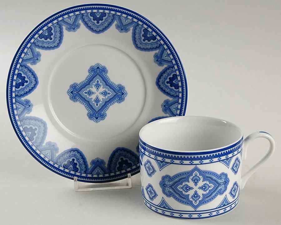 Nantucket Flat Cup & Saucer Set by Sadek-1