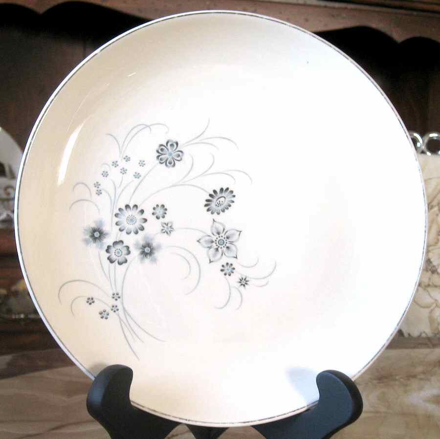 Blue Brenda Dinner Plate by Sovereign Potters-1
