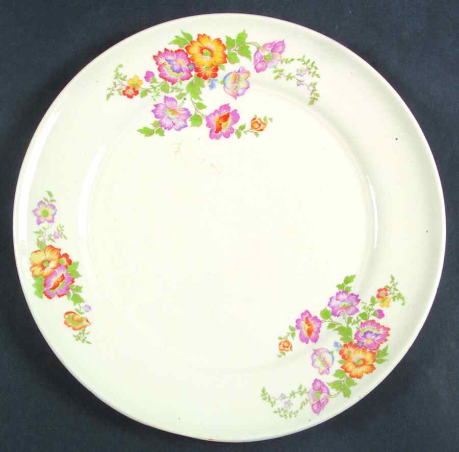 Petunia (Smooth) Dinner Plate by Sebring Pottery-1