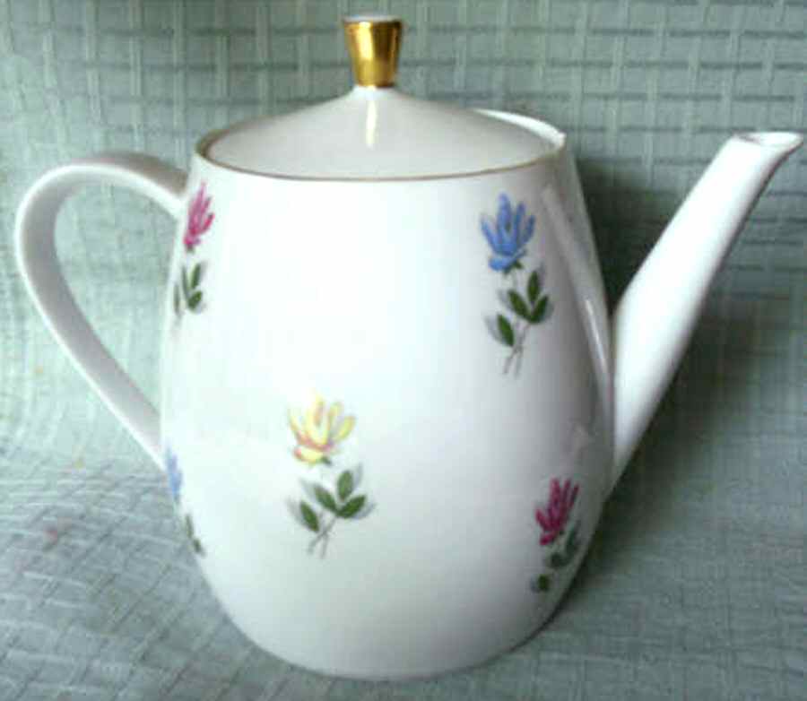 SLT348 Teapot & Lid by Seltmann-1