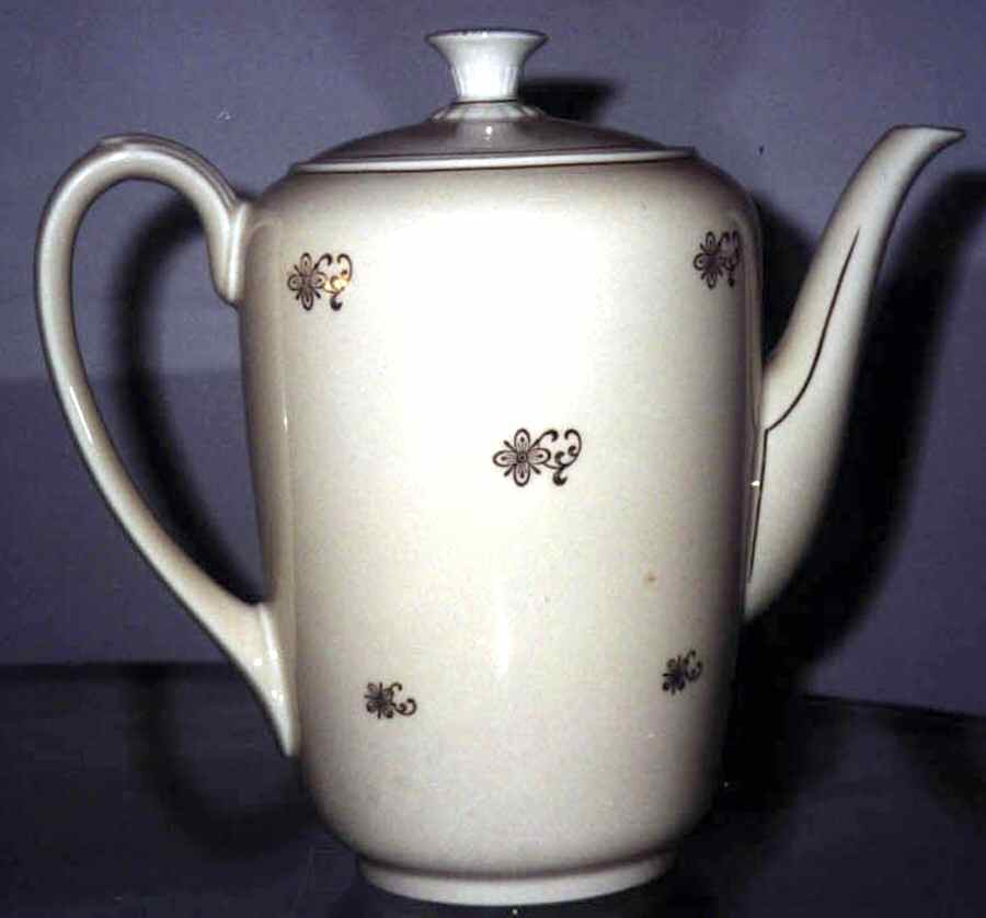 05005 Coffee Pot & Lid by Scherzer-1