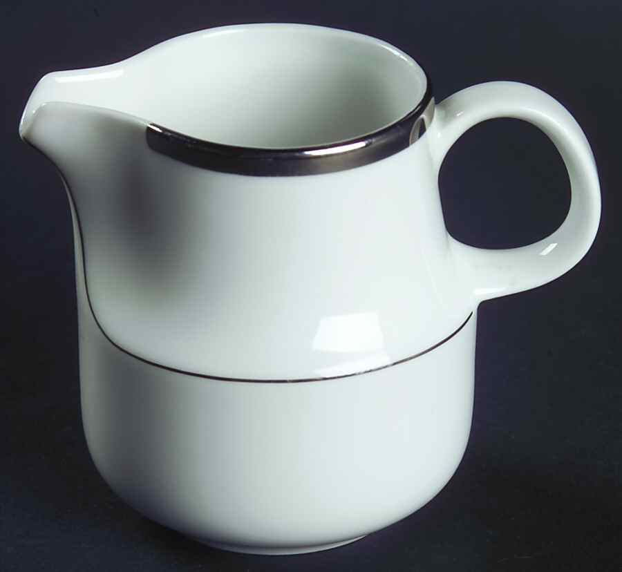 SCD92 (Coupe) Creamer by Schonwald-1