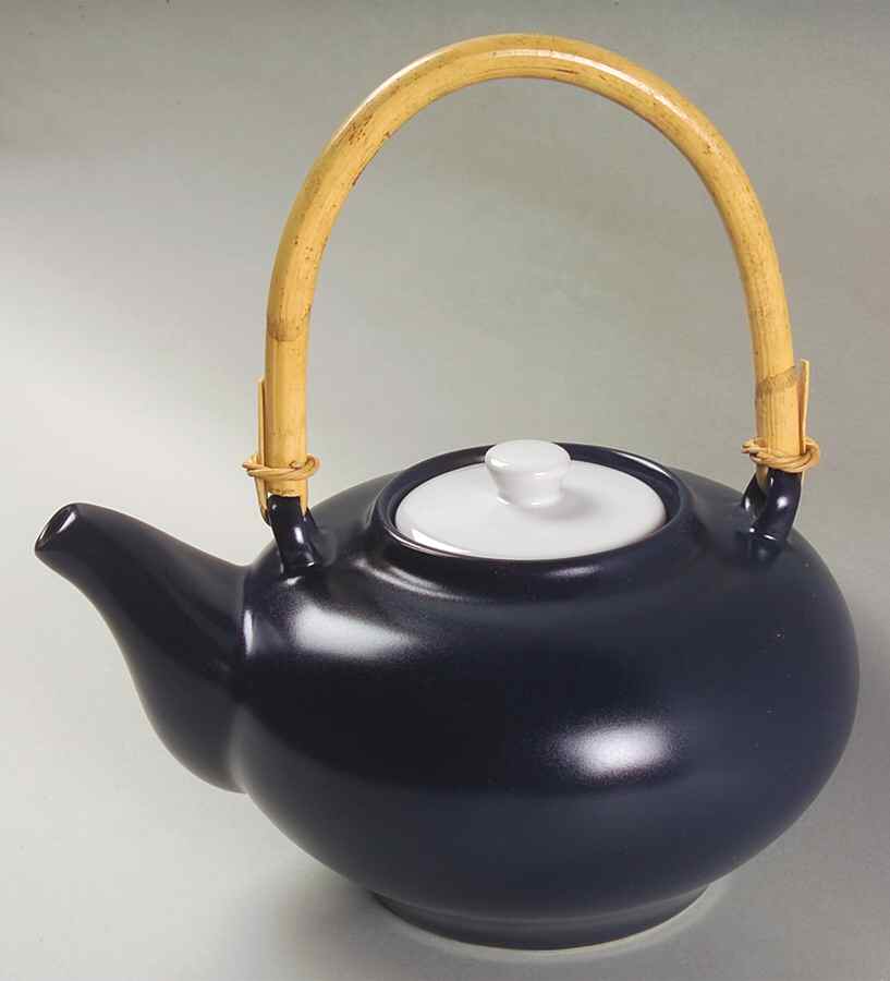 Bay Blue Teapot & Lid by Studio Nova-1