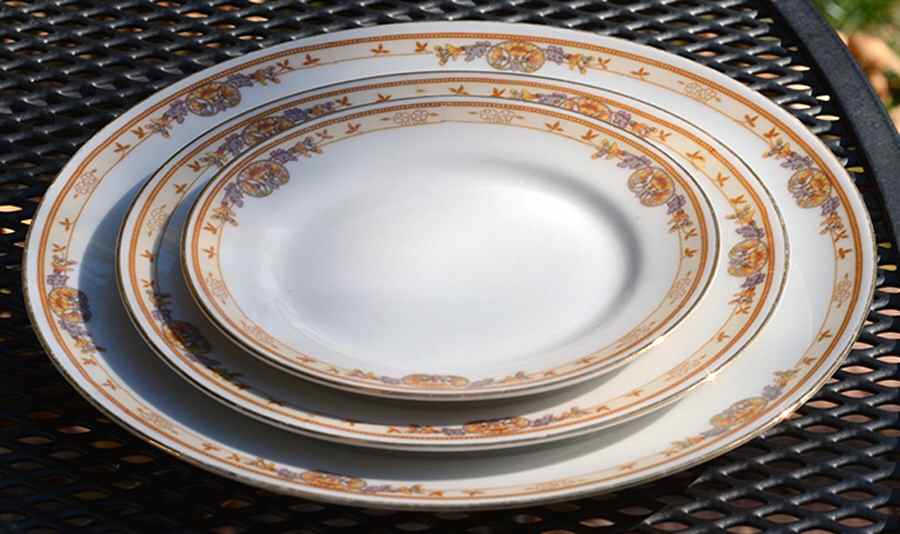 Scr0833 Bread & Butter Plate by Scherzer-1