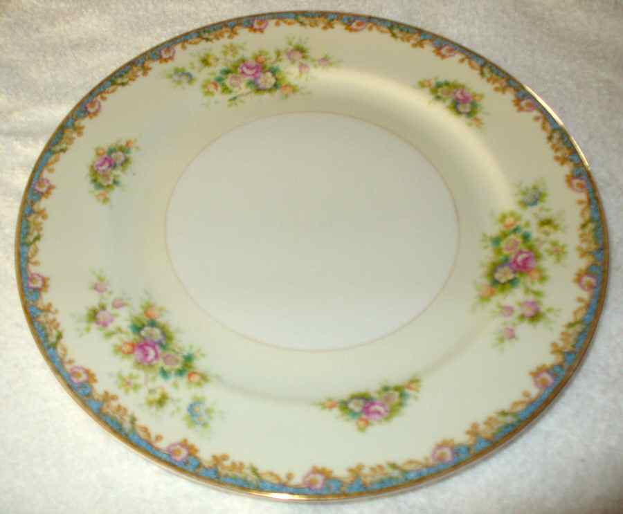 SAK26 Dinner Plate by Sakura-1