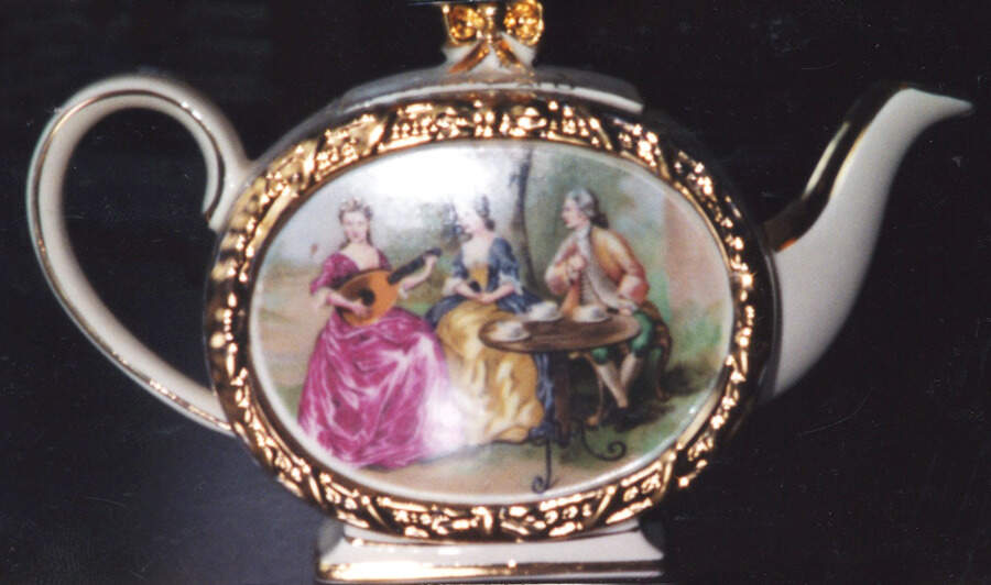 1762 Teapot & Lid by Sadler-1