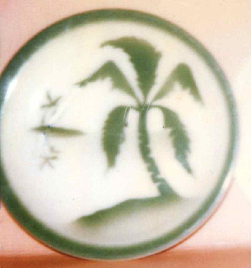 Shadowtone No. 84 Amazon Green Dinner Plate by Syracuse-1