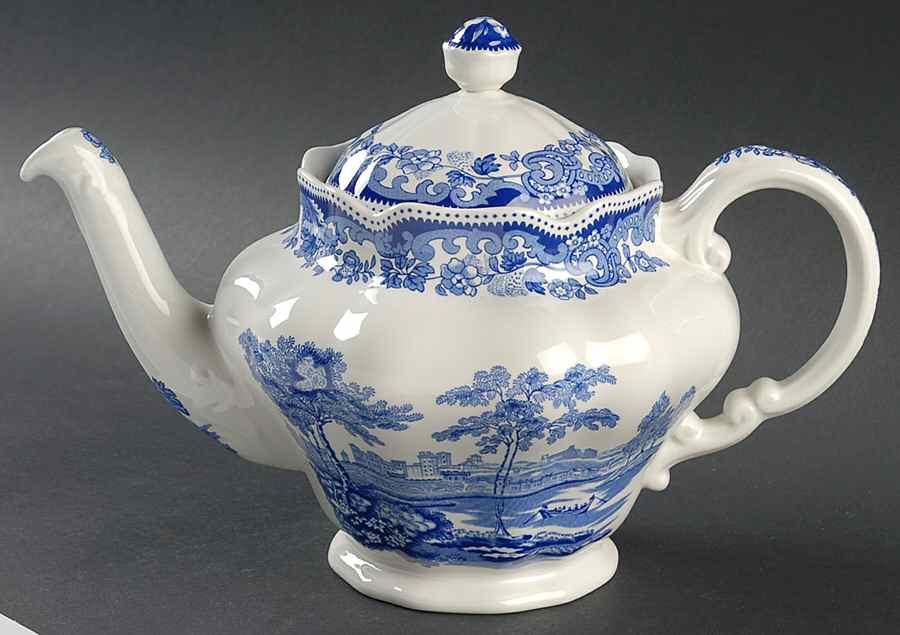 Jane Seymour Teapot & Lid by Spode-1