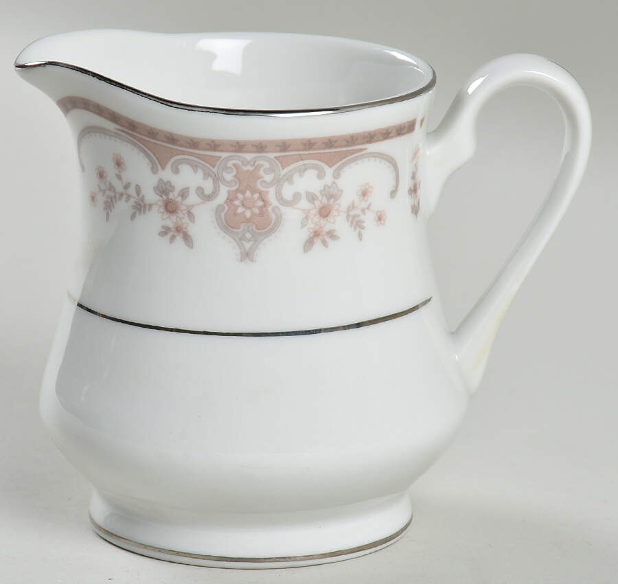 SIV12 Creamer by Silverie-1