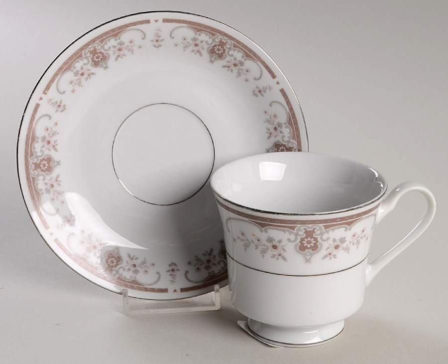 SIV12 Footed Cup & Saucer Set by Silverie-1