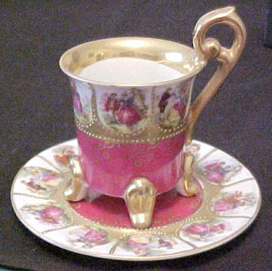 G887 Footed Cup & Saucer Set by Sadek-1
