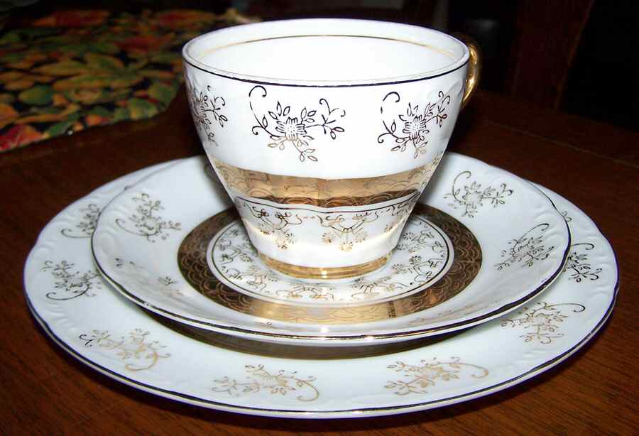 SER4 Flat Cup & Saucer Set by Sterling China (Japan)-1