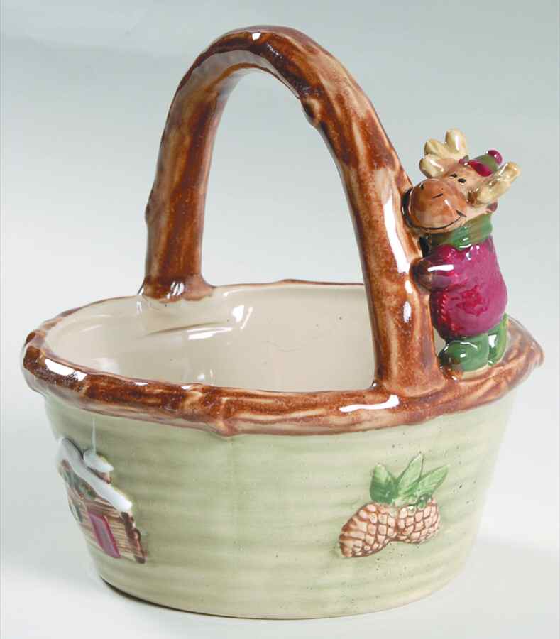 Heartland 7" Handled Basket by St Nicholas Square-1