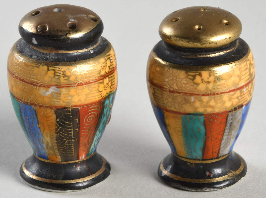 SZK1 Salt & Pepper Set by Shimizu Rokunosuko-1