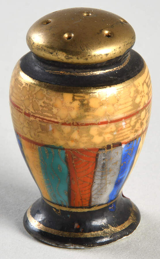 SZK1 Pepper Shaker by Shimizu Rokunosuko-1