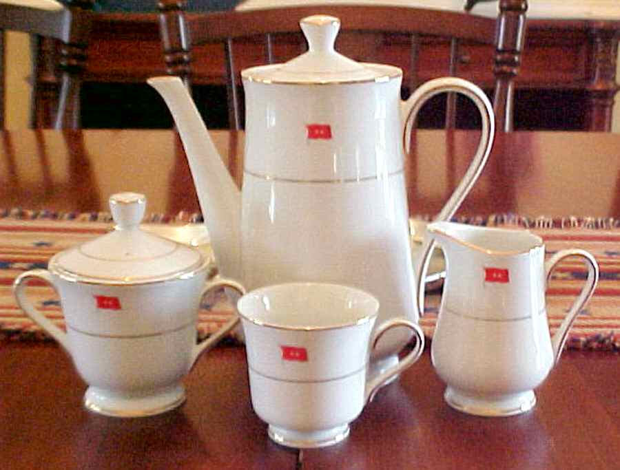 SEI17 Coffee Pot & Lid by Seizan-1