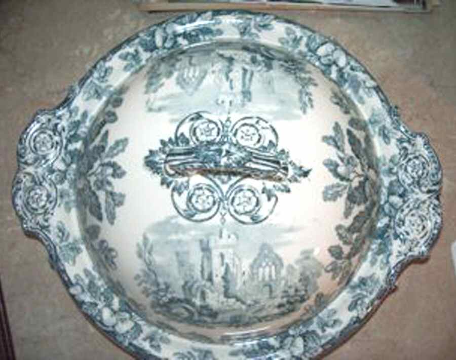 Acora Green Pancake Dish & Lid by Spode-1
