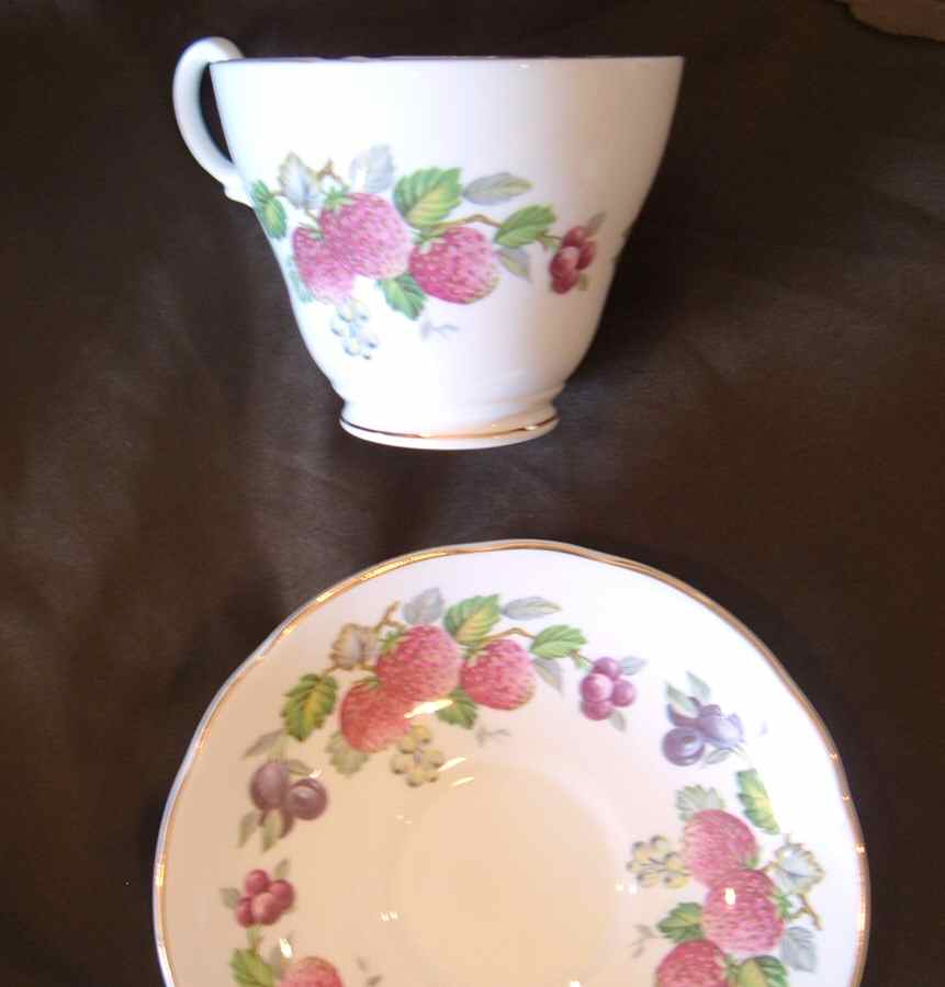 SPE20 Footed Cup & Saucer Set by Spencer Stevenson -1