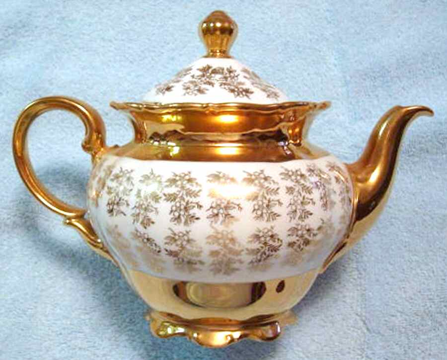 SLT360 Teapot & Lid by Seltmann-1