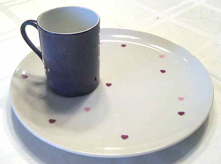 SCP8 Snack Plate & Cup Set by Schmid-1