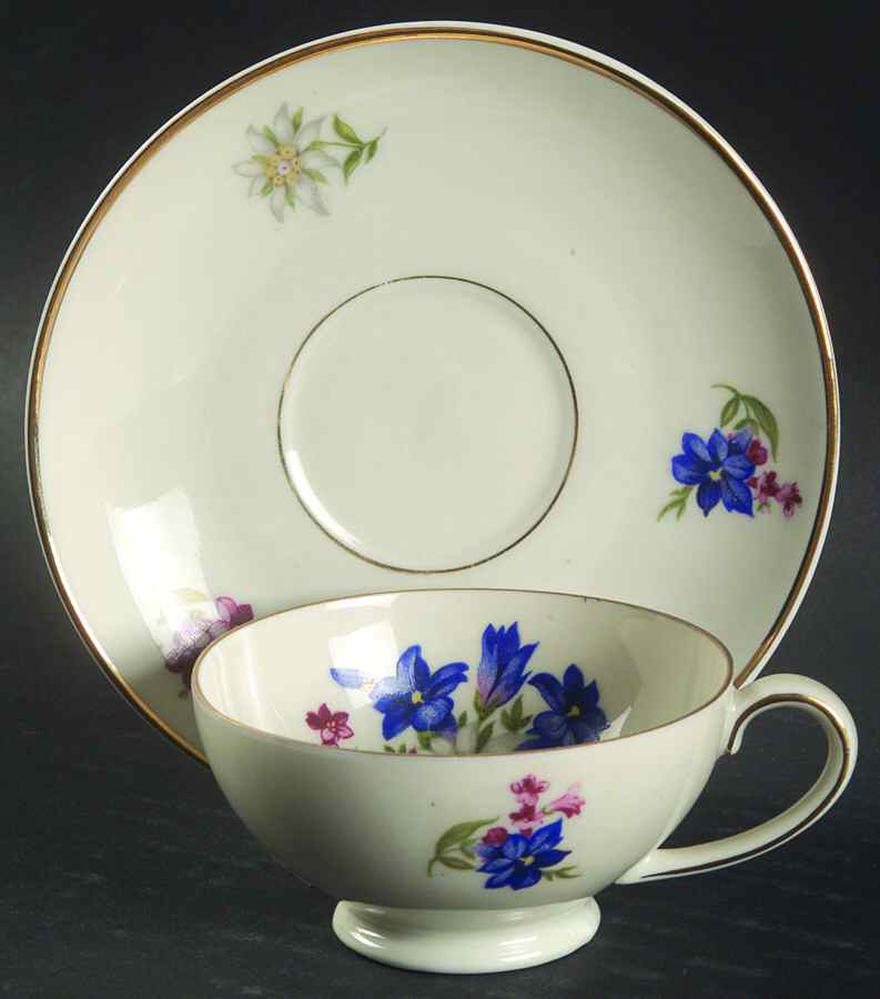 1513 Footed Demitasse Cup & Saucer Set by Seltmann-1