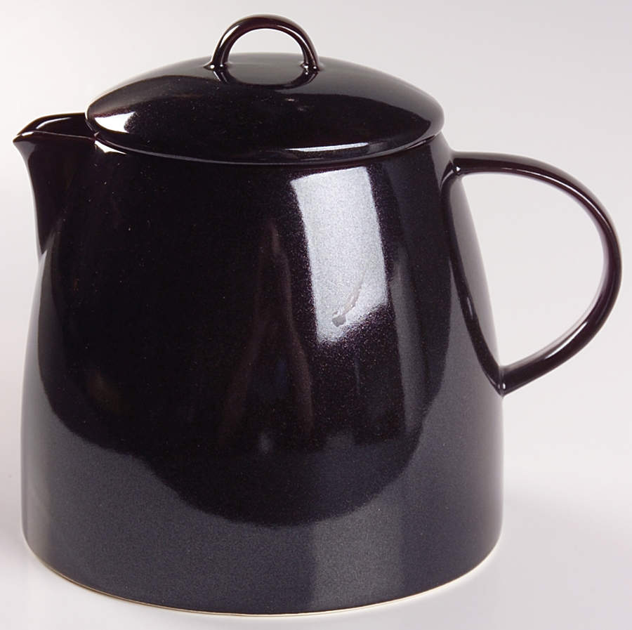 Simplicity Obsidian (Black) Teapot & Lid by Sasaki-1
