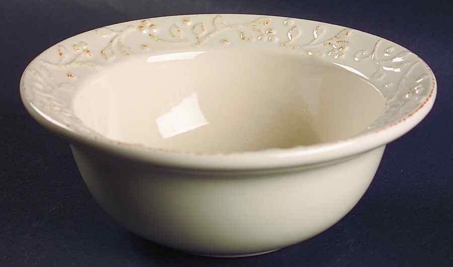 Chelsea Ivory 7" All Purpose Bowl by Signature-1