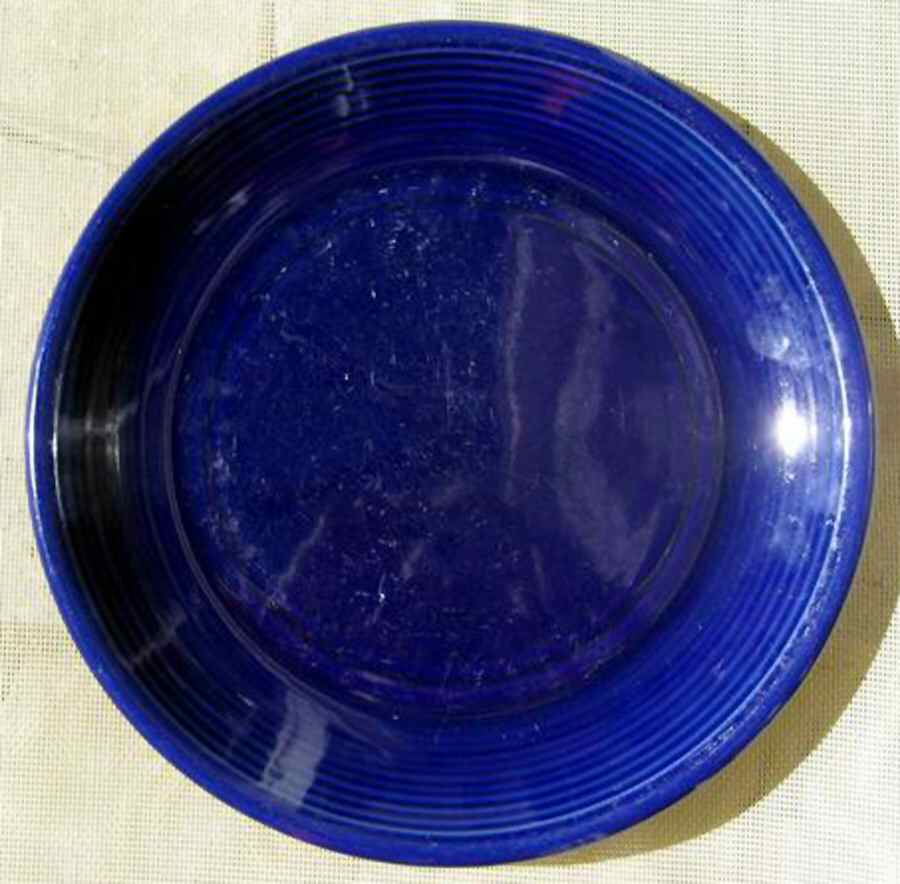 S1E1 Dinner Plate by Spectrum-1