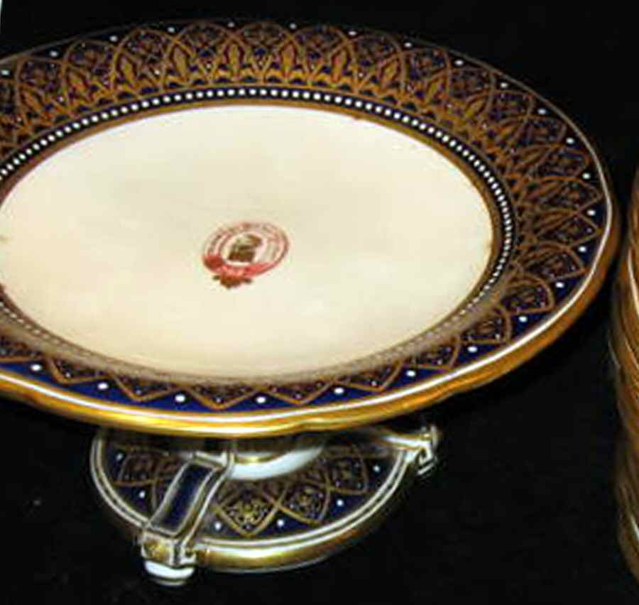 SP514 Footed Cake Plate by Spode-1