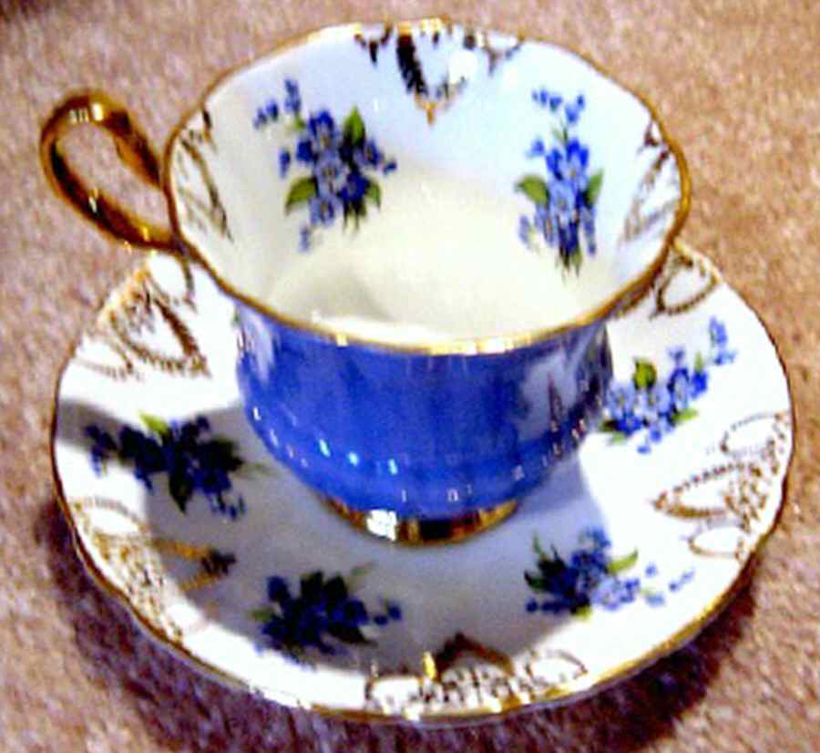 2466-6-G Footed Cup & Saucer Set by Society (England)-1