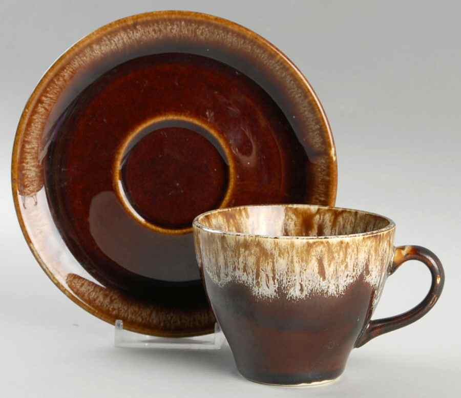 Casual Brown Flat Cup & Saucer Set by SCIO-1