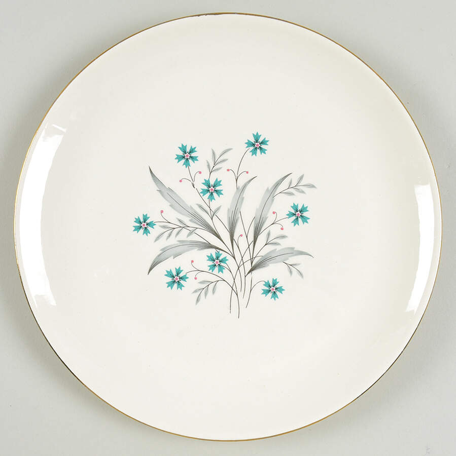 Hampton Luncheon Plate by SCIO-1